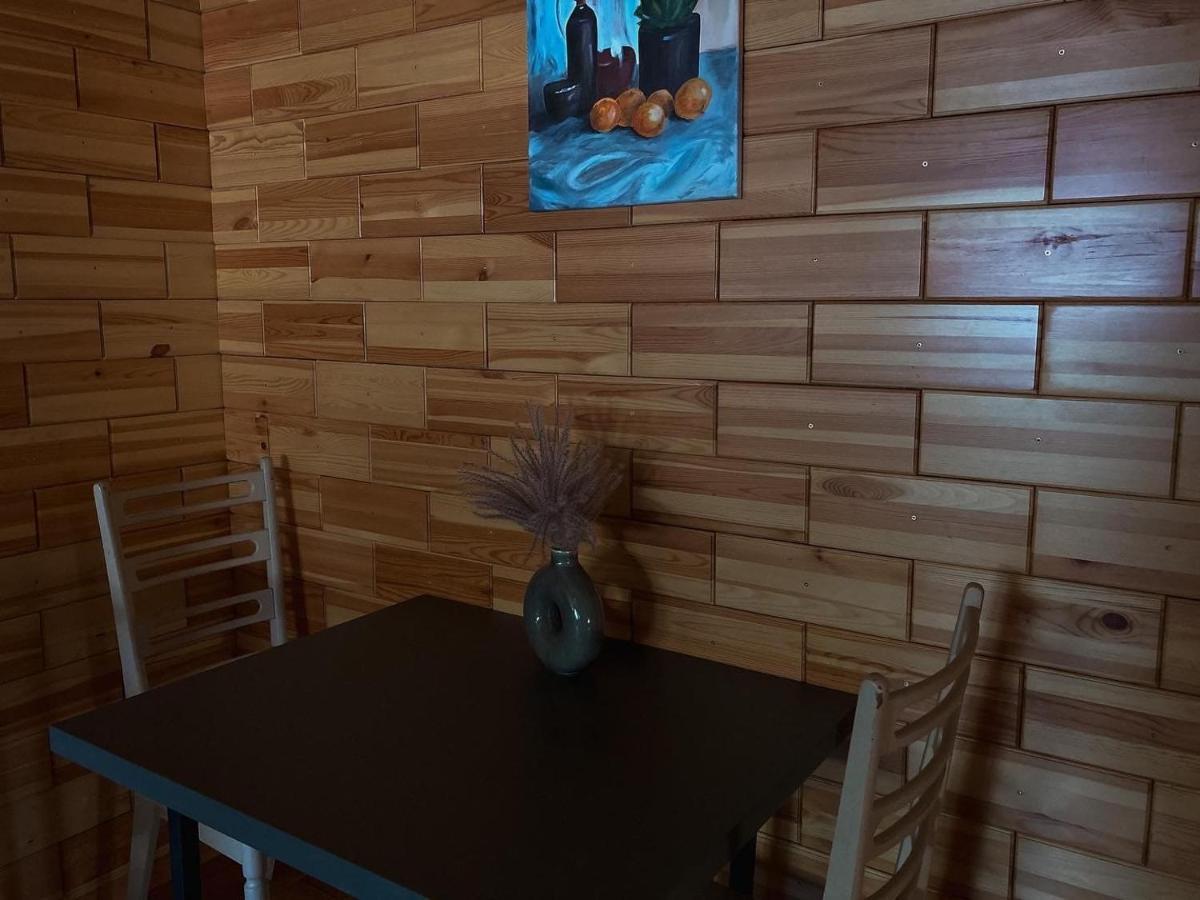 Starp Debesim Un Zemi Guest House Krāslava Екстериор снимка