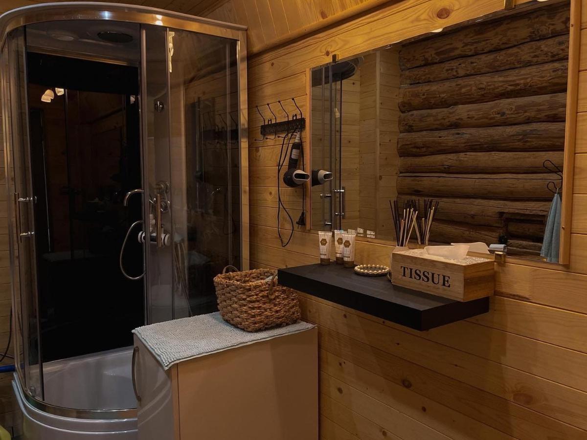 Starp Debesim Un Zemi Guest House Krāslava Екстериор снимка